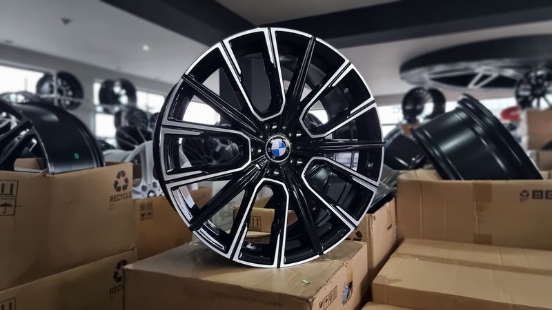 21 цола BMW-7 F01 5x120/5х120