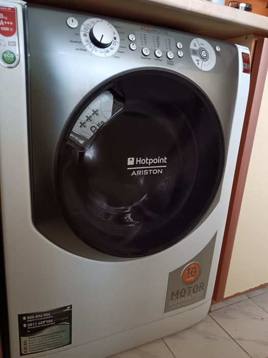 Пералня Ariston Hotpoint  8кл