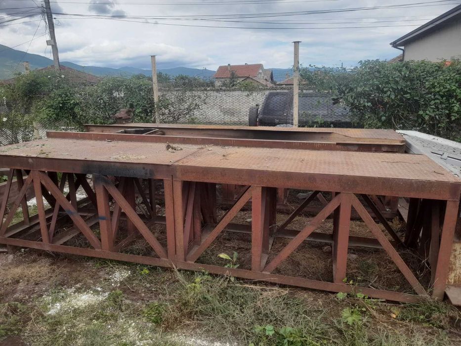 Товарна рампа за техника