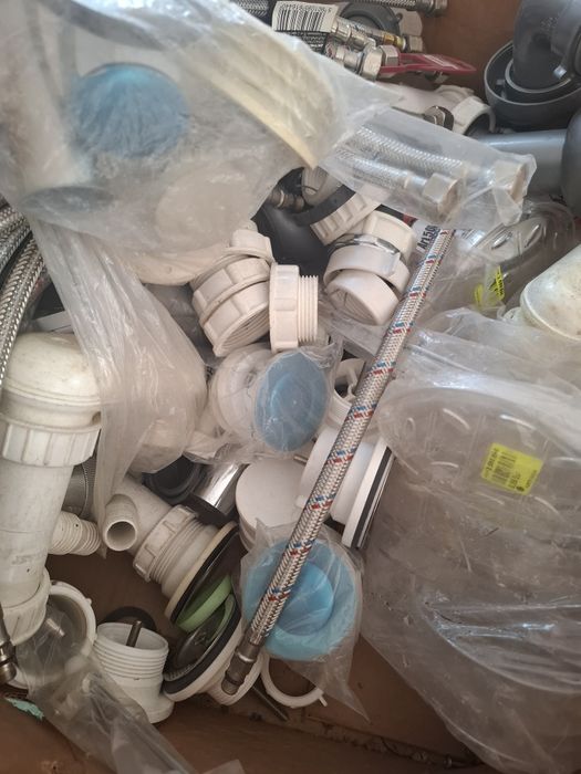 Obiecte sanitare, scurgeri, tevi