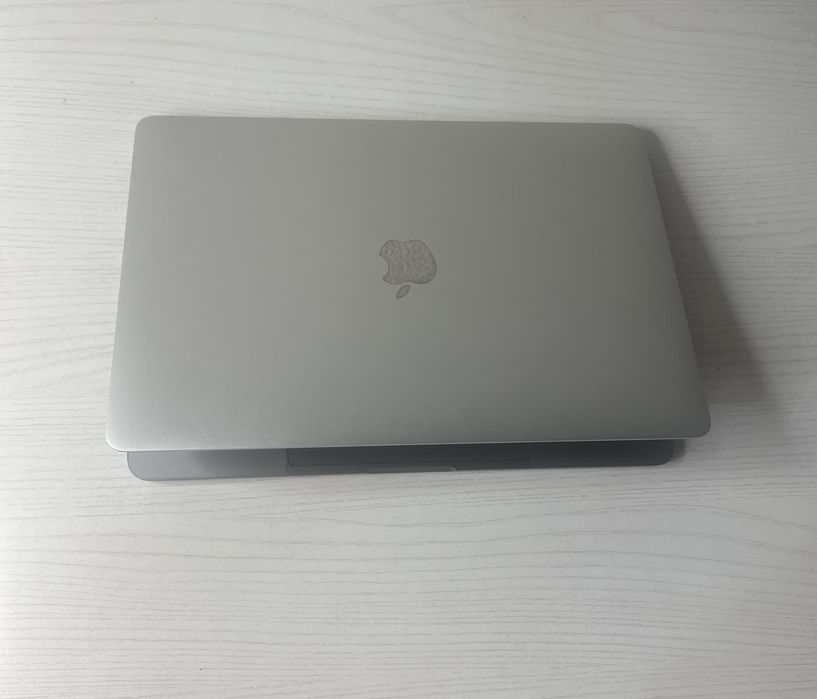 Macbook Pro макбук