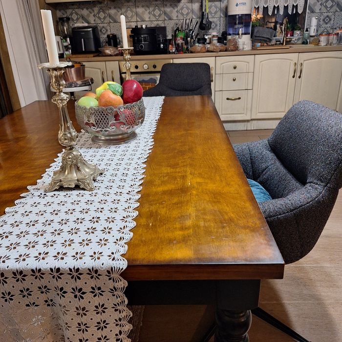 Трапезна маса с 4 стола