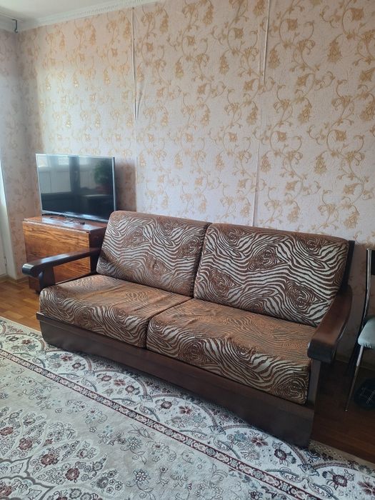Продам диван б/у