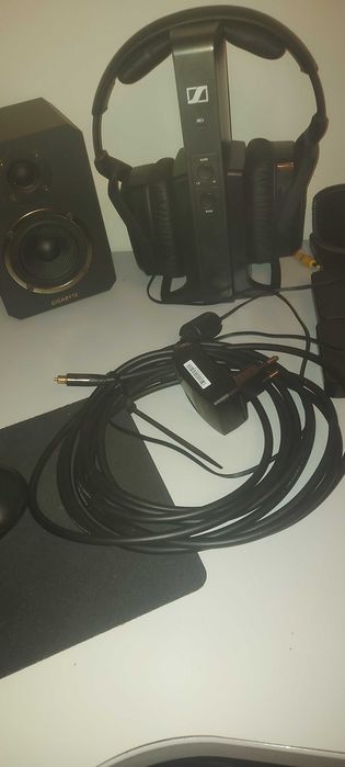 Безжична система Sennheiser RS 175