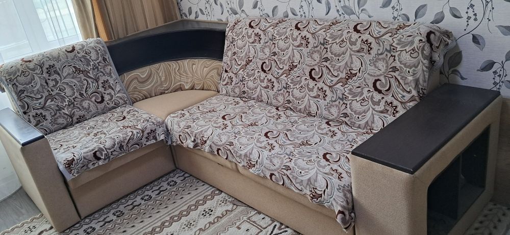 Продам мягкий уголоквзал угловой
