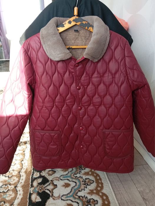 Продам новую куртку весна/ осень