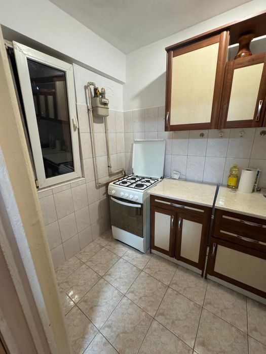 Garsonieră de închiriat – Teiul Doamnei