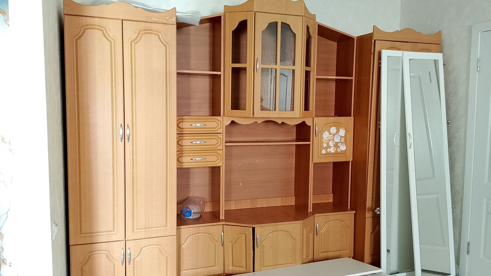 Шкаф бар тегин бериледи