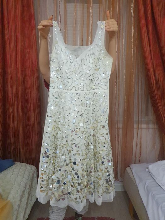 Платья выпускной