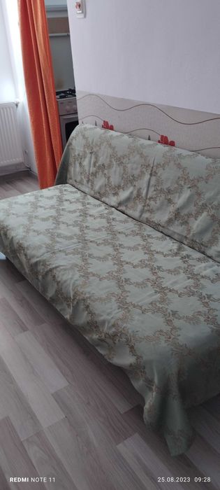 Închiriez garsonieră