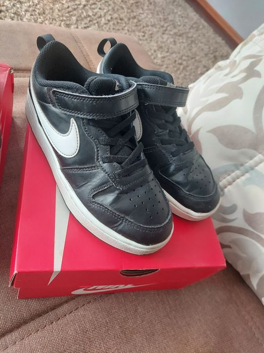 Продам кроссовки nike