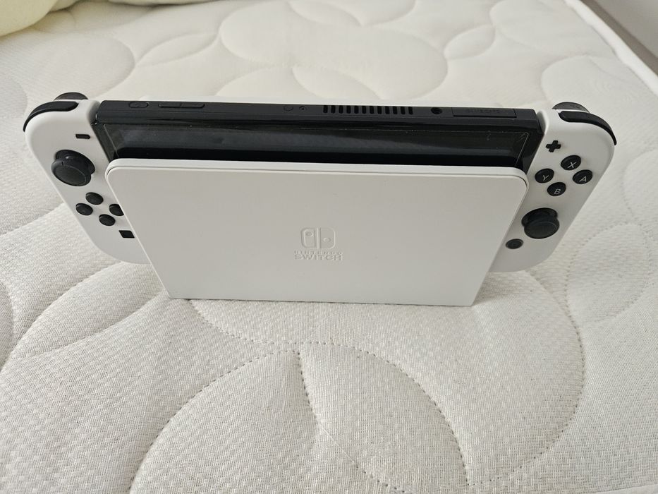 Nintendo Switch OLED - Japonia