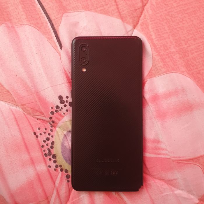 Самсунг А02 на 32 памяти