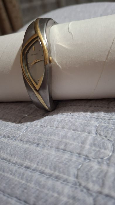 Часы наручные женские японские