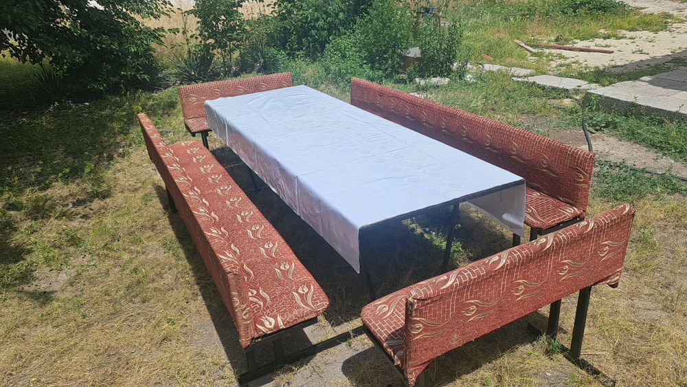 Стол стуля летный.