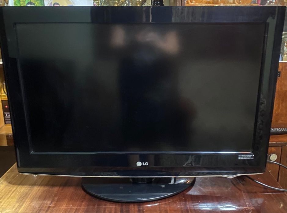Продается телевизор LG,диагональ 80,в отличном состоянии.