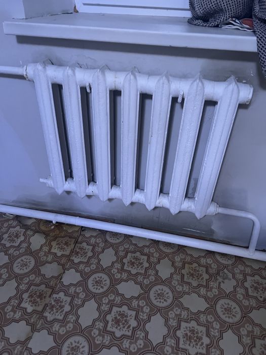 Продам батарей чугунные