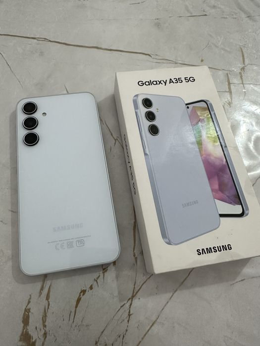 Самсунг А 35 продам