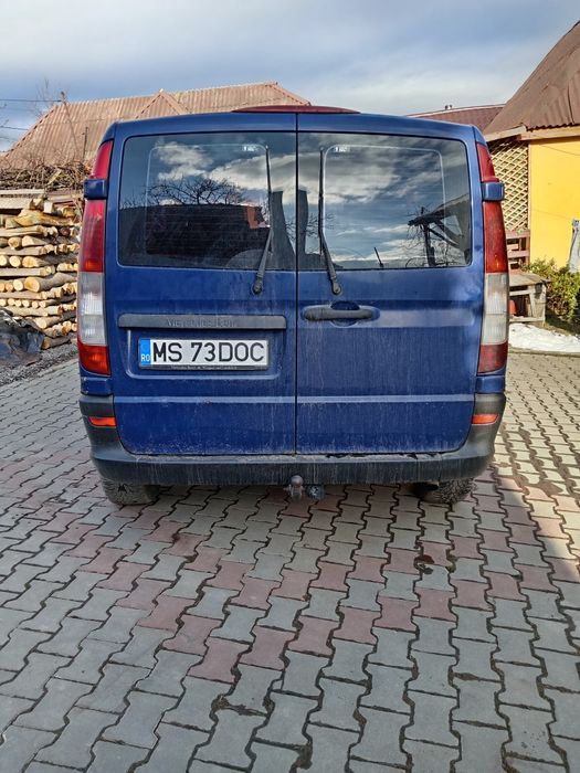 Vând Mercedes. Vito