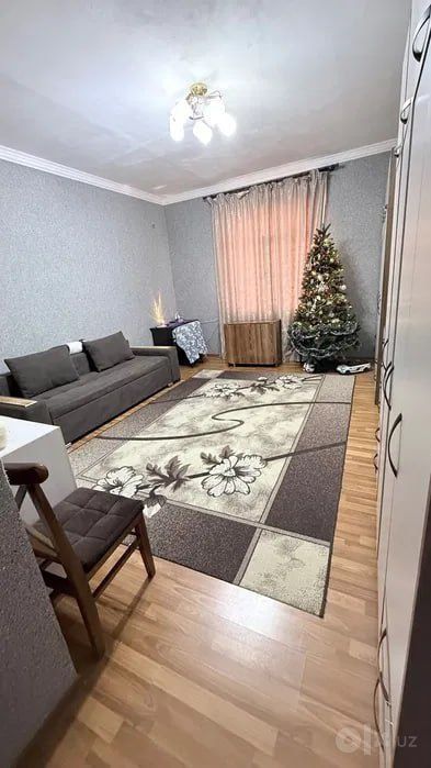 Продажа 2х комнатная Гузель махалля
