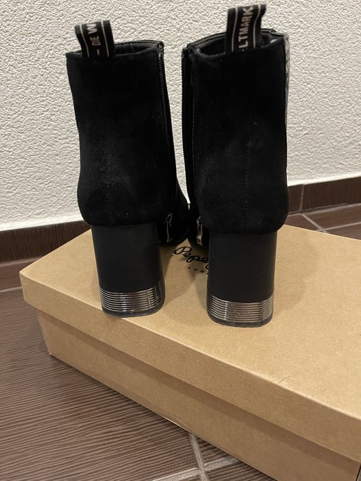 Дамски боти