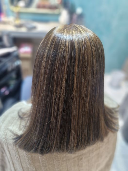 TUNS & COAFOR LA PREȚURI SUPER LUCREZ   Acasă 

Vrei să arăți bine fără să plătești ca la salon? Te aștept la mine acasă, într-un spațiu cura