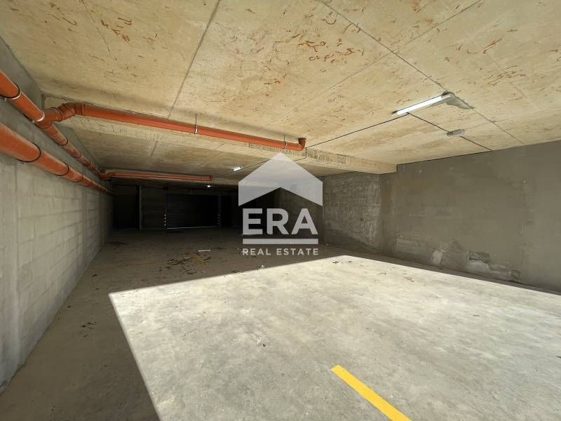 Продава се Гараж / Паркомясто в Варна, Кайсиева градина - 13 кв.м за 1347 €/кв.м - Снимка #1