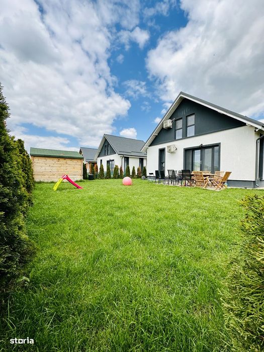 Casă individuală de vânzare în Berceni, Ilfov – 4 camere, curte 406mp