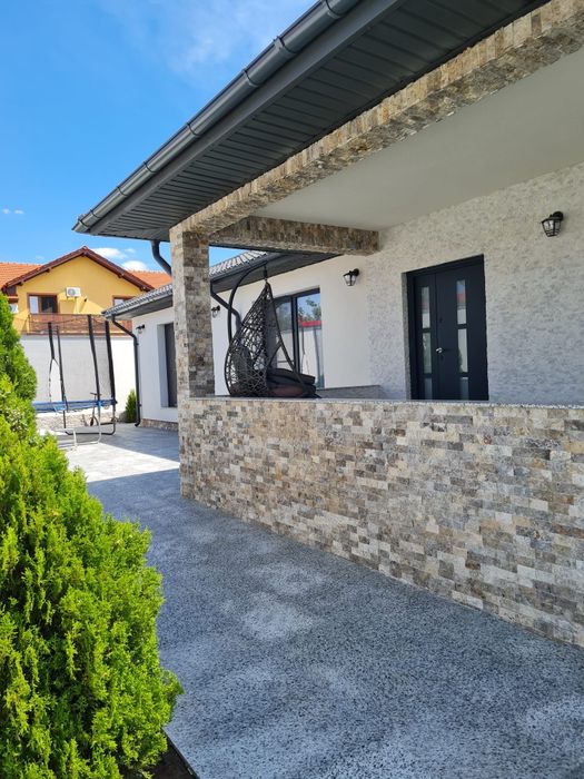 Vand casa Valu lui Traian