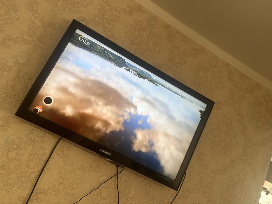 Продам телевизор самсунг