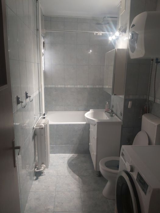 Inchiriez apartament 3 camere Vlaicu 5 colturi