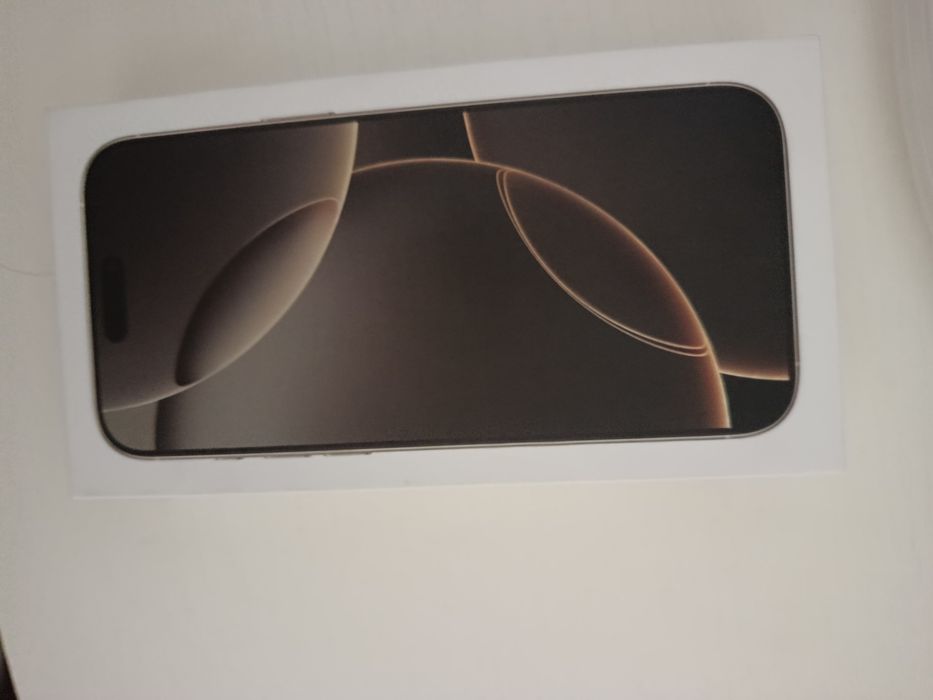 Продам iPhone 16 pro max дубликат версия Китай