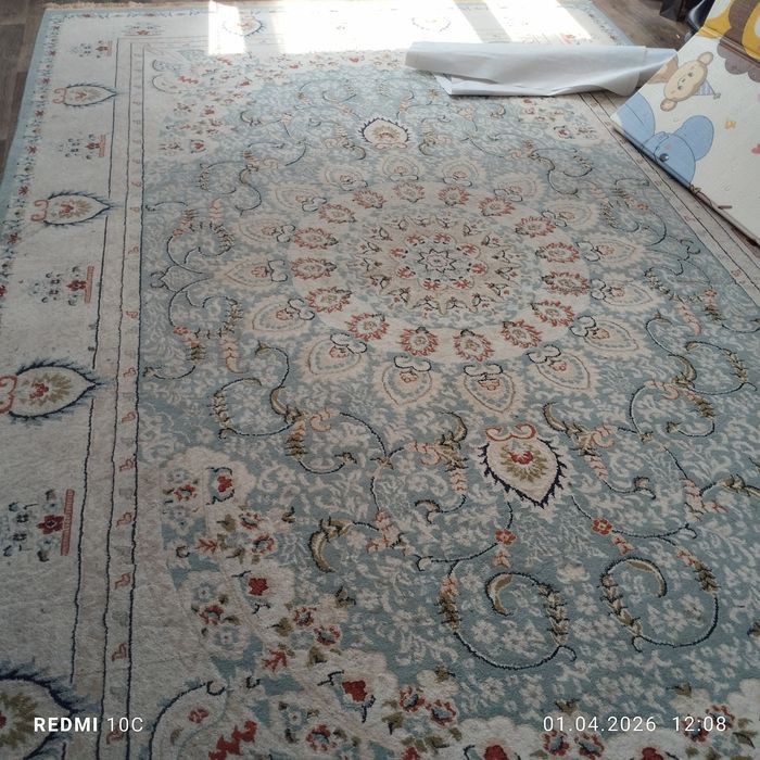 ковер сатылады 2.5*4