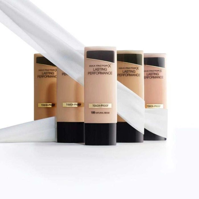 Фон дьо тен MaxFactor