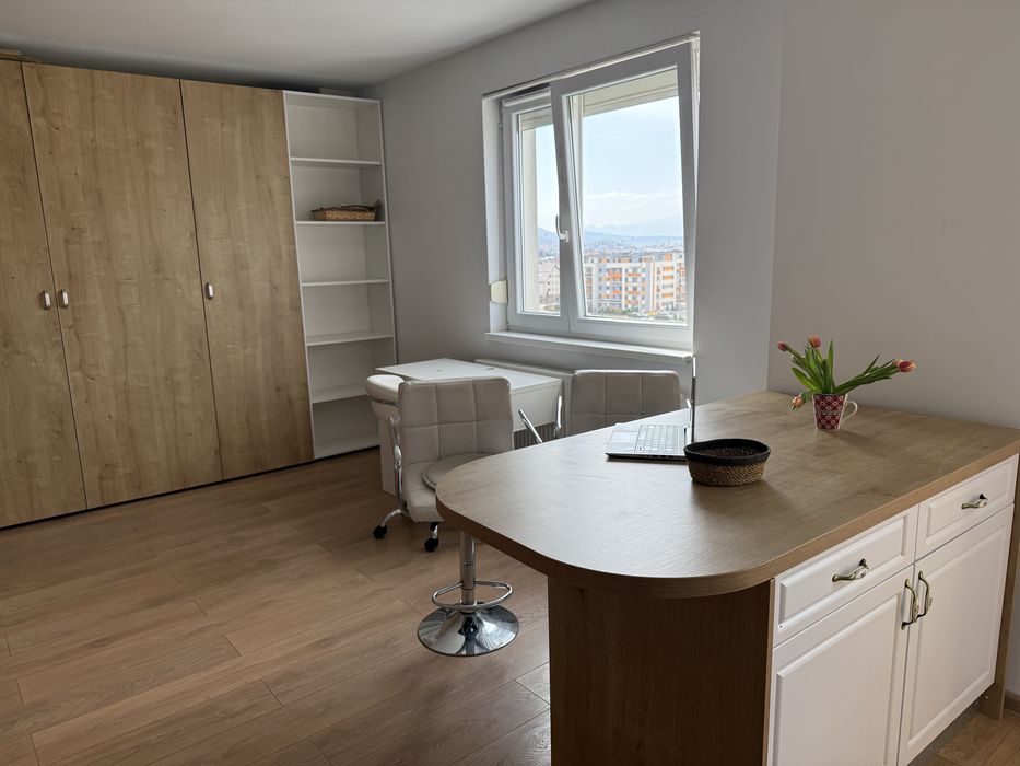 inchiriez garsoniera Coresi