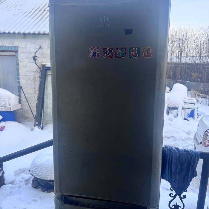 Холодильник бесплатно б/у
