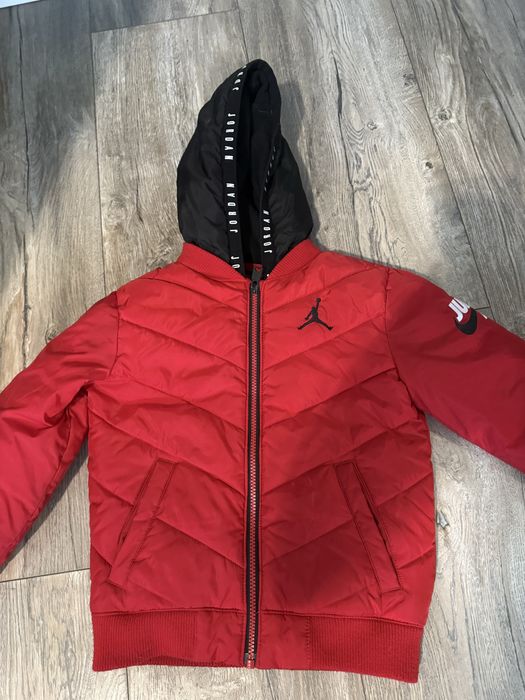 Зимно яке nike за момчета оригинално