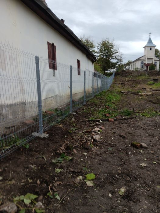 Meșter la garduri cu experiență în domeniul de peste 15 ani în constru