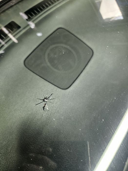 Сколы трещины ремонт лобовых автостекол