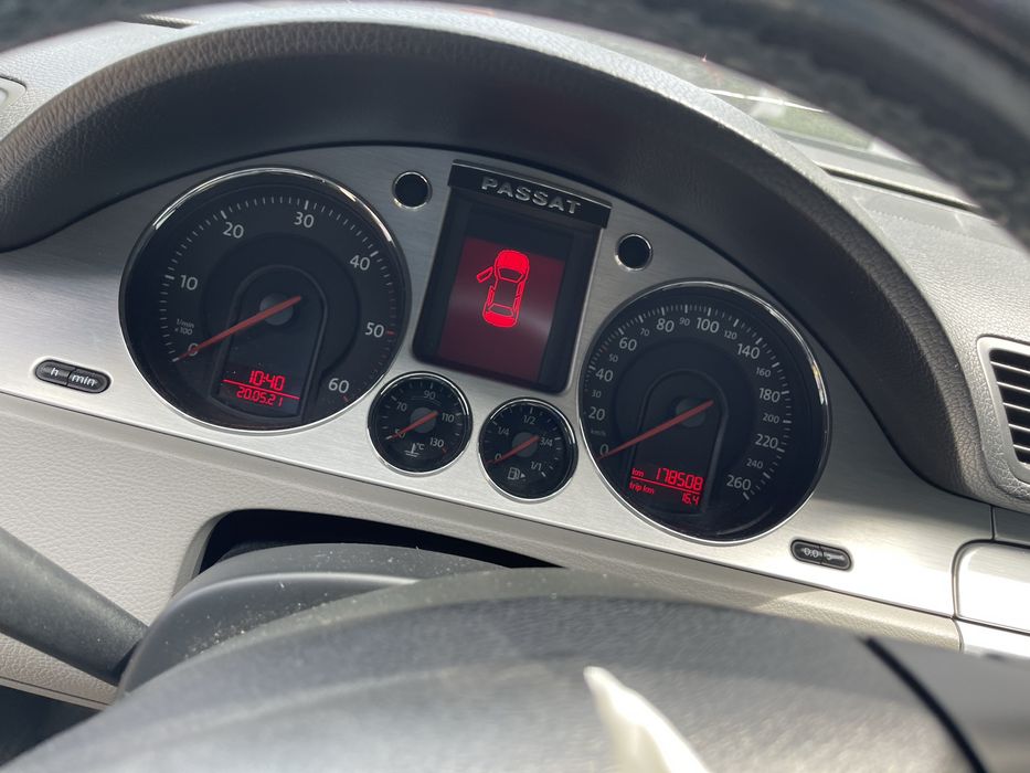 Vw Passat 6 На Части !