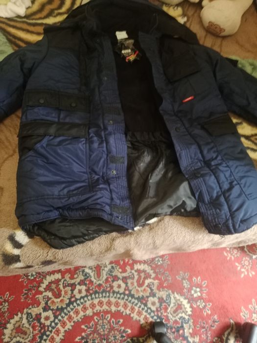 Продаю спец костюм