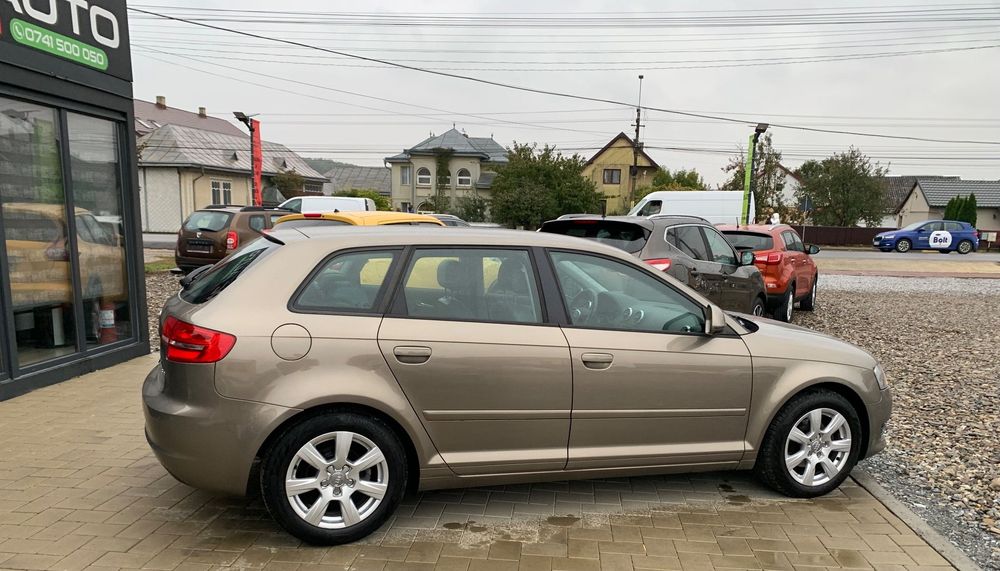 AUDI A3 Sportback 2010 — imagine 2