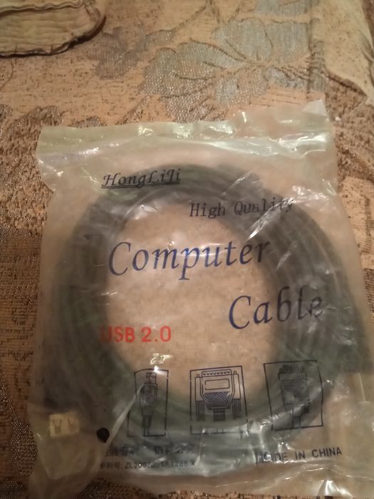 новые USB шнуры ,длина 2,3метра,переходники с dvi на вга