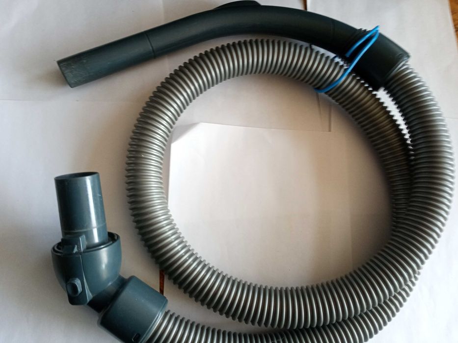 маркуч и накрайници за прахосмукачка-25лв.