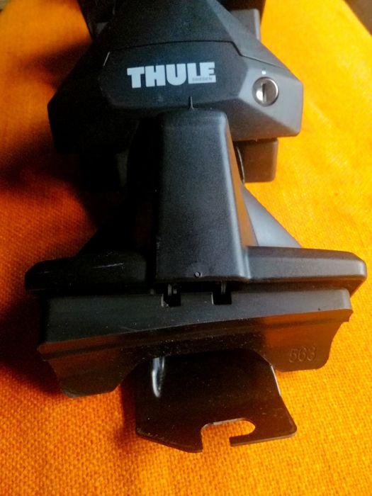 Thule Evo Clamp 7105  set 4 buc + kit prindere 145196.
