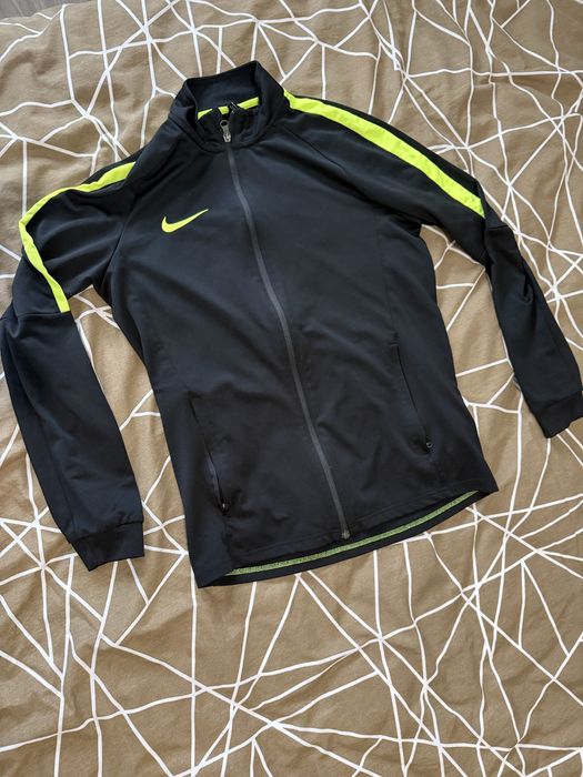 Екип Nike размер М