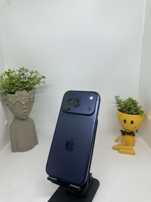 Iphone 17 pro 256gb // Pintel.kz