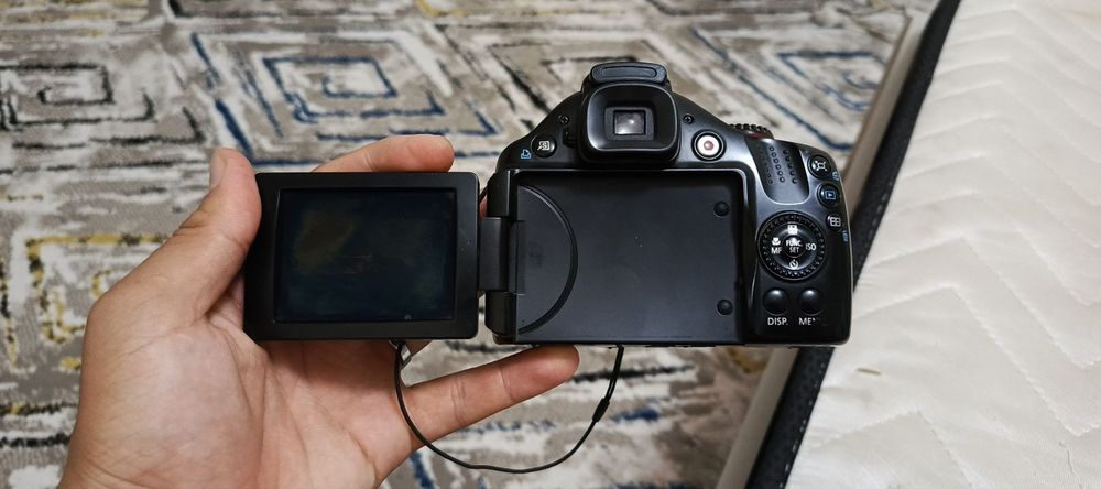 Canon  camera Sx40