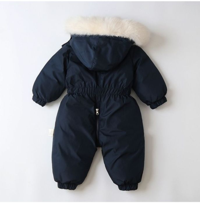 Продам детский зимний комбинезон