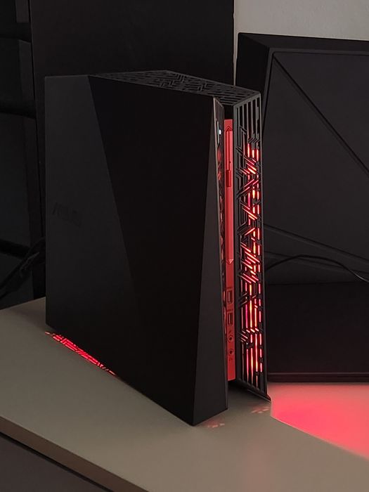 Vand Sistem PC Gaming Asus Rog